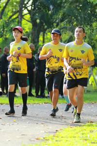 BIB: 0119, 1266, 0118
                            <button type="button" onclick="openModal(5128858)" class="btn btn-primary btn-sm float-right btn-popup" data-toggle="modal" data-target=".modal-high-quality">
                        <i class="fas fa-shopping-cart"></i> Add to Cart
                    </button>
                                            <button type="button" onclick="isThisMe(5128858, true)" class="btn btn-success btn-sm float-right btn-popup btn-isme hidden" data-toggle="tooltip" data-placement="bottom" title="นี่คือรูปของคุณใช่ไหม คลิกที่นี่เพื่อเอาเข้าอัลบั้ม">
                        <i class="fas fa-plus"></i> Add to album
                    </button>
                    <button type="button" onclick="isThisMe(5128858, false)" class="btn btn-warning btn-sm float-right btn-popup btn-isnotme hidden">
                        <i class="fas fa-ban"></i> Remove from album
                    </button>